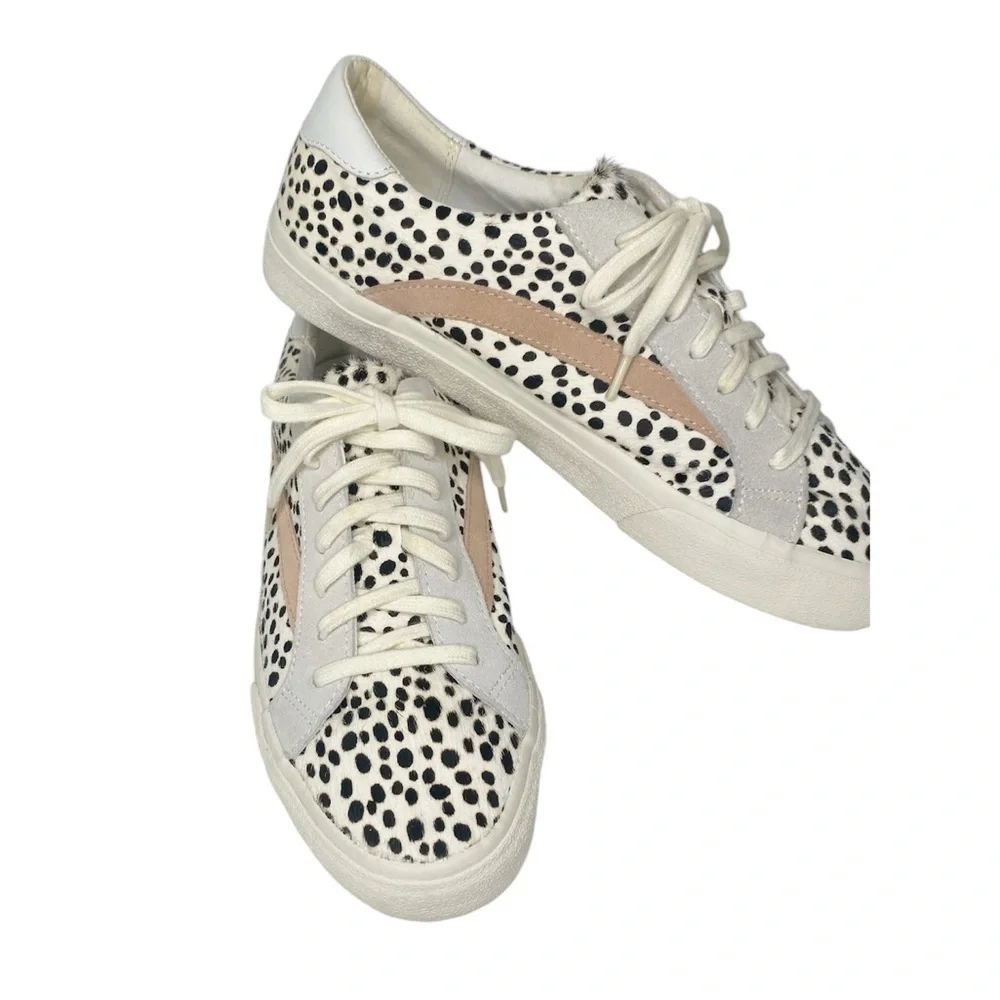 Madewell Sidewalk Low Top Sneakers in Spot Dot Calf
Hair Size 9 - Picture 6 of 14